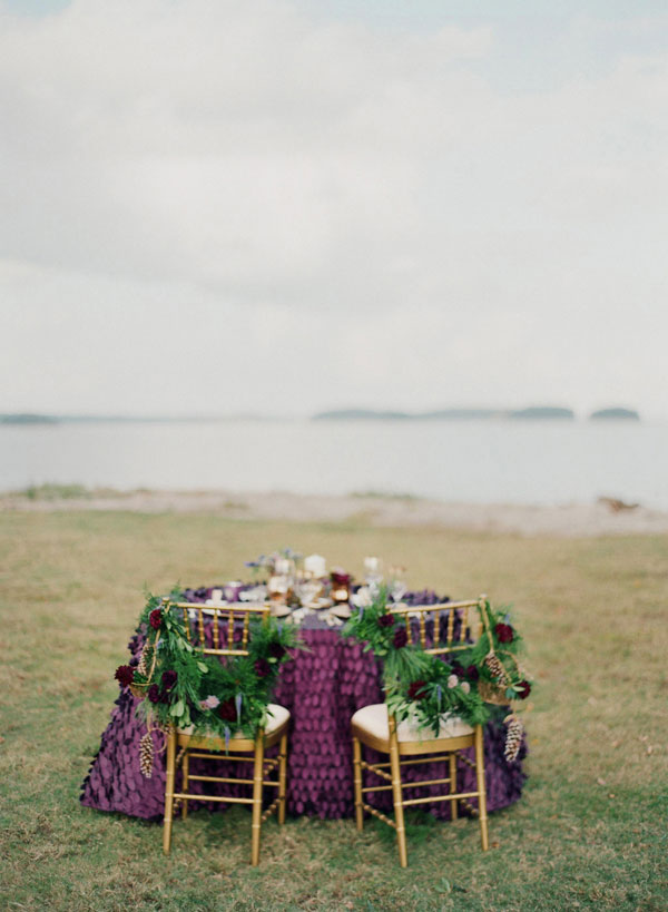 purple-gold-and-ivory-wedding-ideas