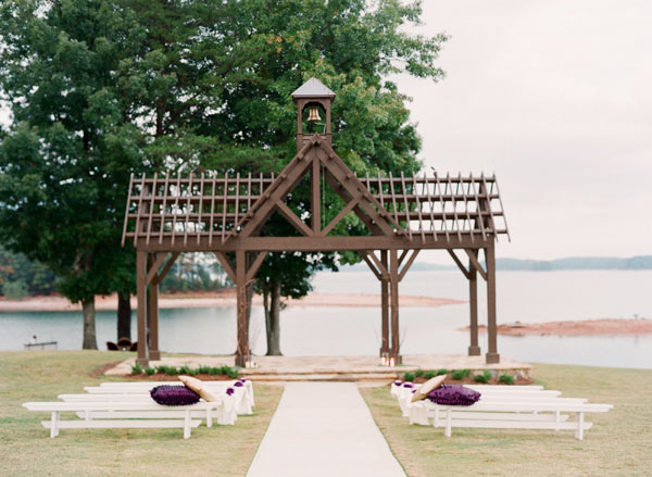 purple-gold-and-ivory-wedding-ideas