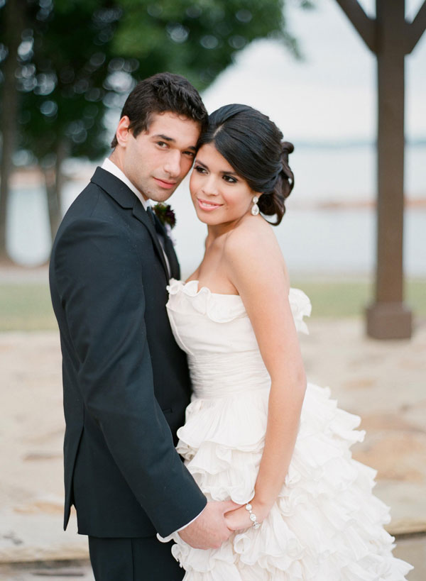 purple-gold-and-ivory-wedding-ideas
