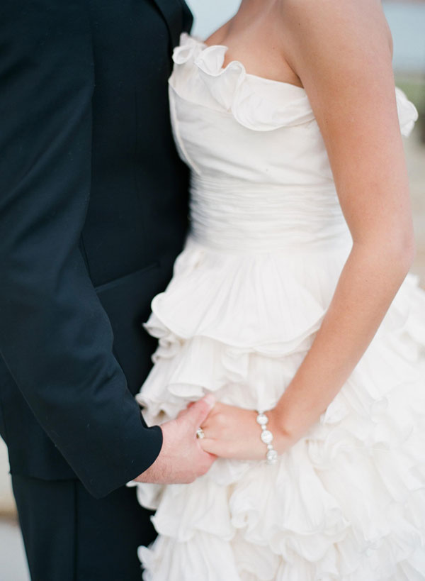 purple-gold-and-ivory-wedding-ideas