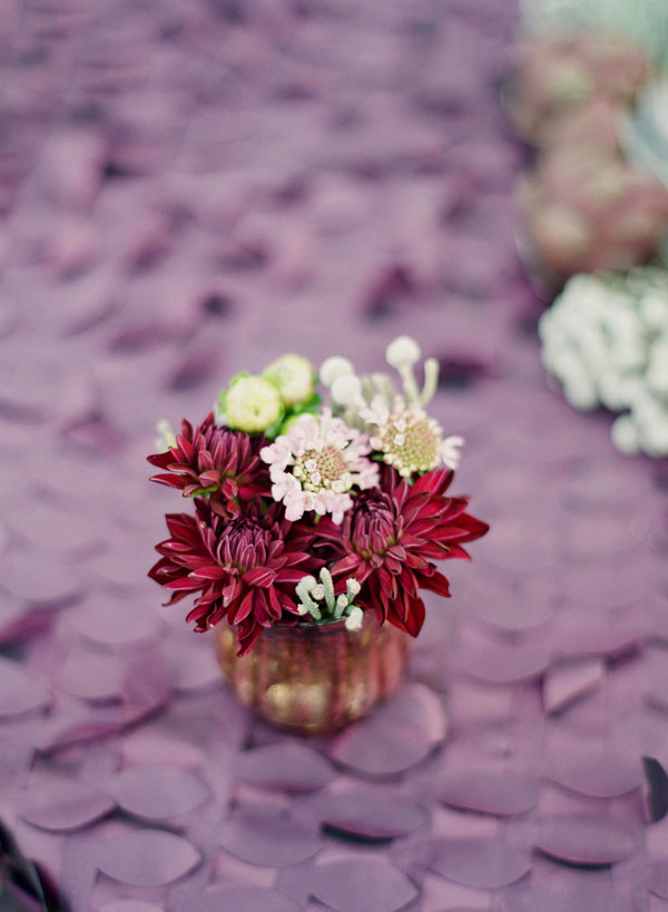 purple-gold-and-ivory-wedding-ideas