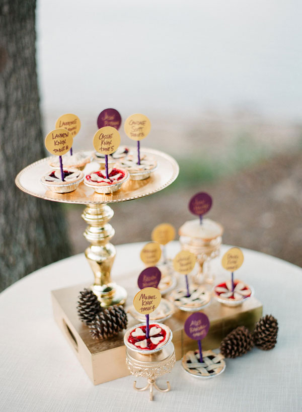purple-gold-and-ivory-wedding-ideas