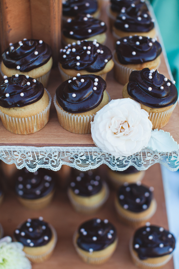 romantic-eco-chic-wedding