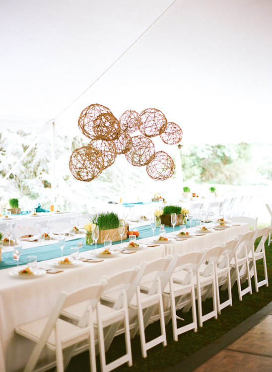 Elegant wedding reception table setting with beautiful decor