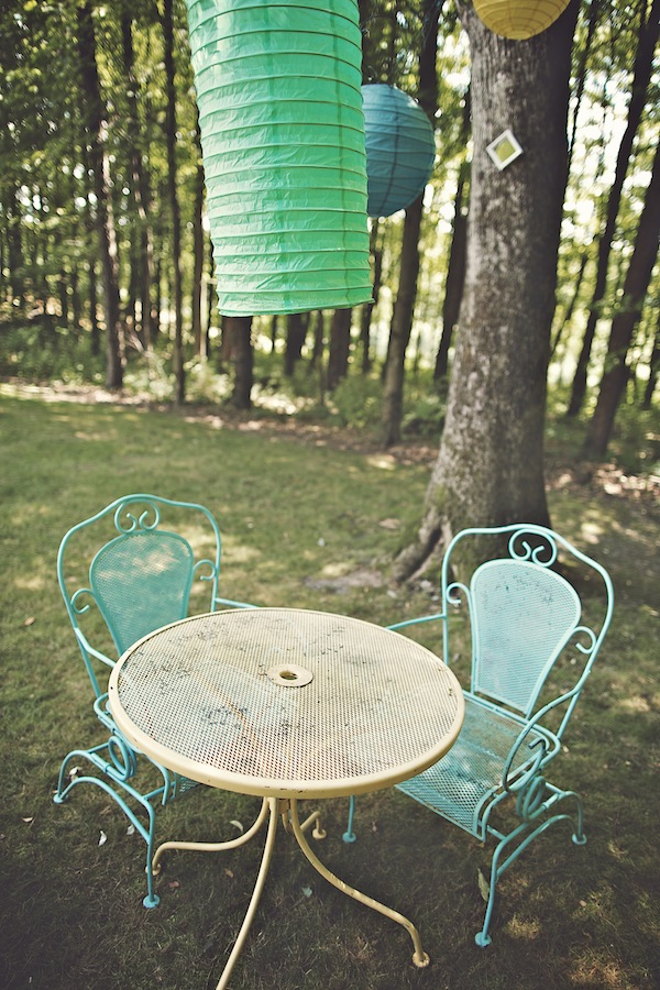whimsical-diy-backyard-wedding