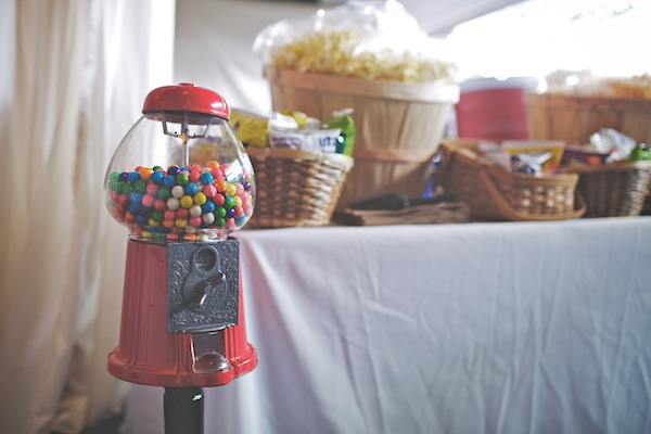 whimsical-diy-backyard-wedding