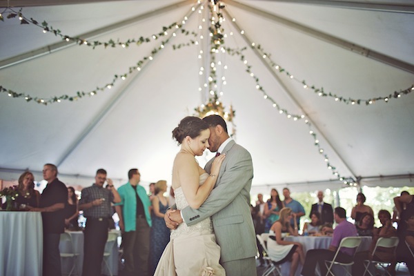 whimsical-diy-backyard-wedding