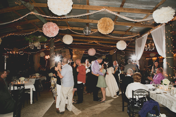 1950s-vintage-inspired-wedding