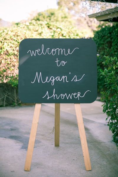 backyard-bridal-shower-ideas