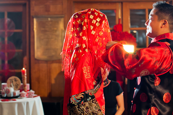 bright-and-colorful-wedding-at-snug