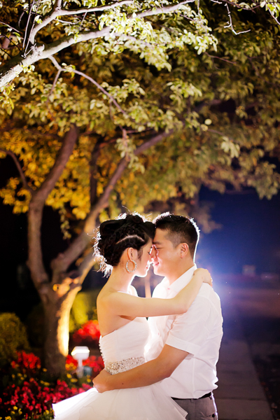 bright-and-colorful-wedding-at-snug