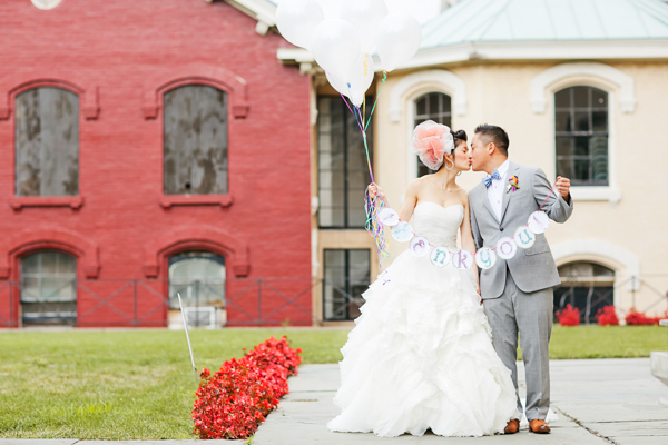 bright-and-colorful-wedding-at-snug
