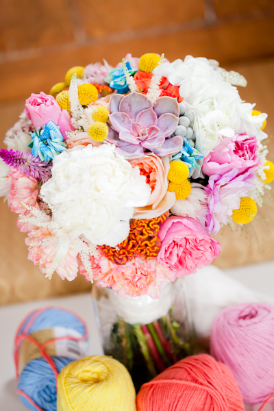 bright-and-colorful-wedding-at-snug
