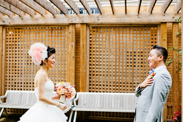 bright-and-colorful-wedding-at-snug