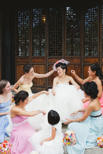 bright-and-colorful-wedding-at-snug