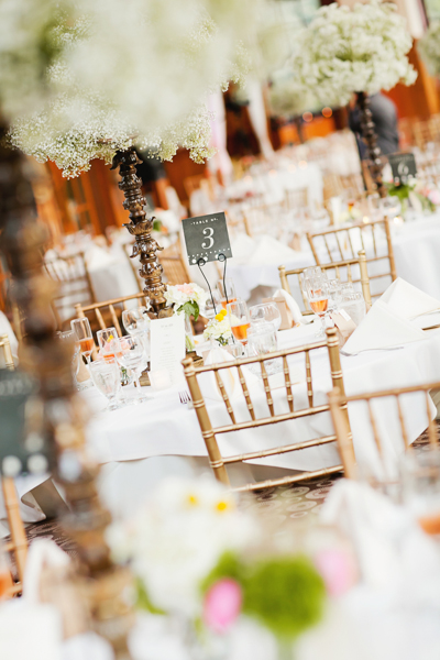 bright-and-colorful-wedding-at-snug