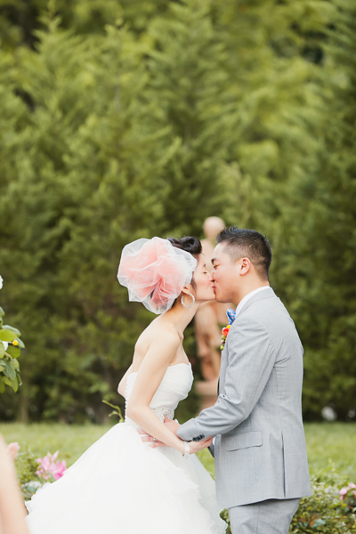 bright-and-colorful-wedding-at-snug