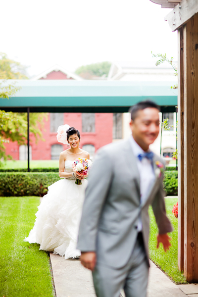 bright-and-colorful-wedding-at-snug