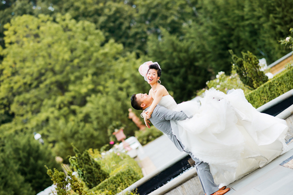 bright-and-colorful-wedding-at-snug