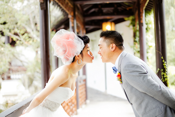 bright-and-colorful-wedding-at-snug