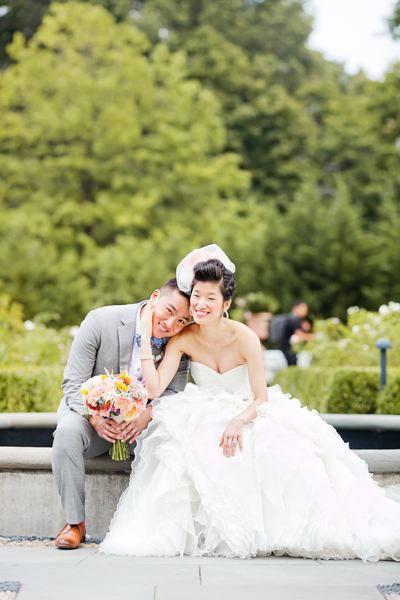 bright-and-colorful-wedding-at-snug