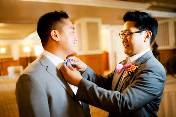 bright-and-colorful-wedding-at-snug