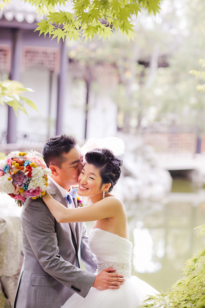 bright-and-colorful-wedding-at-snug