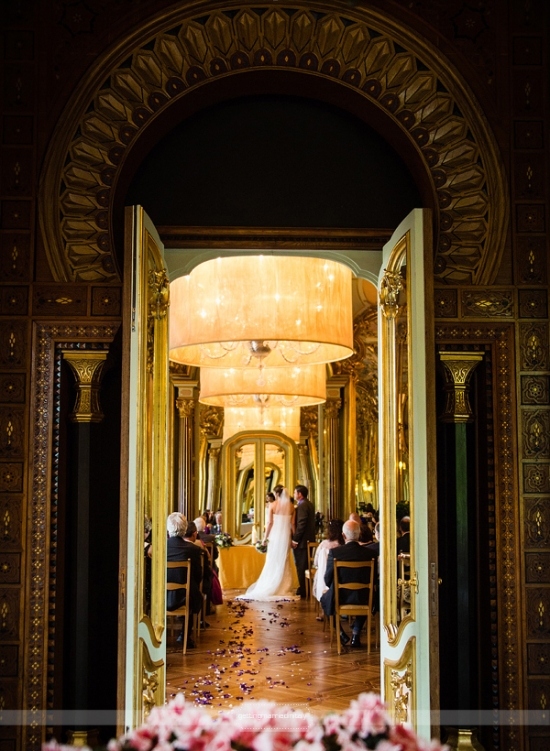 Classy wedding in Florence by gettingmarriedinitaly.com