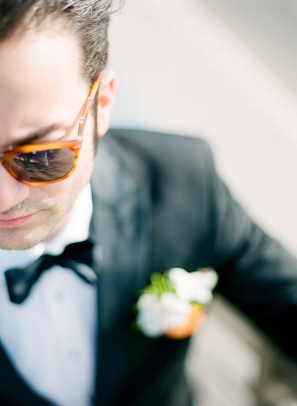 coral-and-yellow-beach-wedding