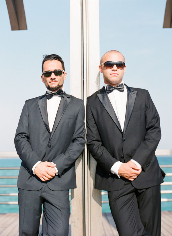 coral-and-yellow-beach-wedding