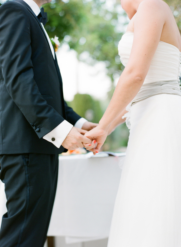 coral-and-yellow-beach-wedding