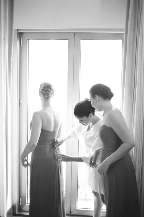 coral-and-yellow-beach-wedding