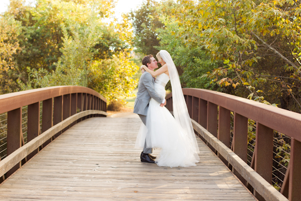graceful-garden-wedding-at-shady