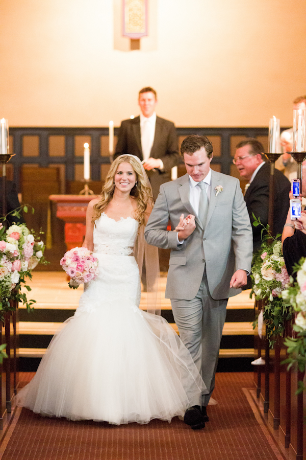 graceful-garden-wedding-at-shady