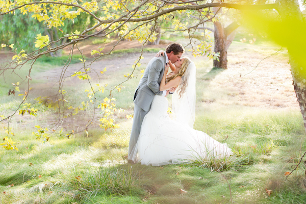 graceful-garden-wedding-at-shady