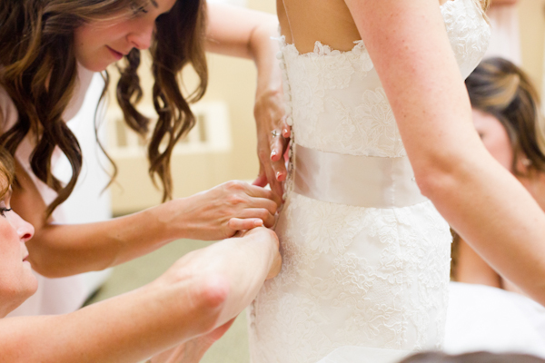 graceful-garden-wedding-at-shady