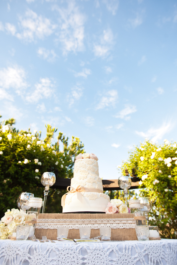 graceful-garden-wedding-at-shady