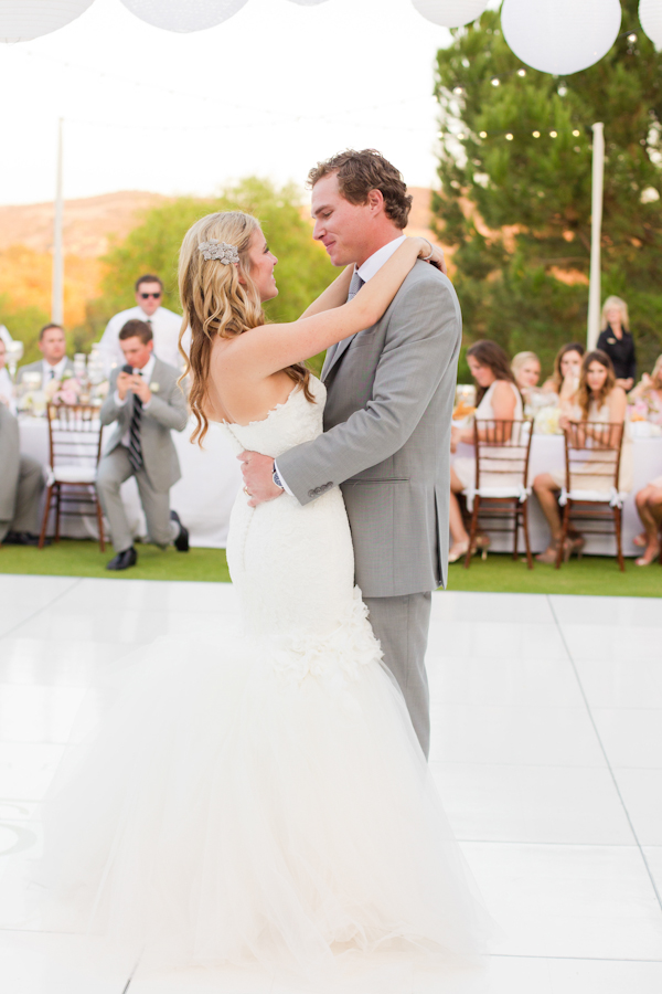 graceful-garden-wedding-at-shady