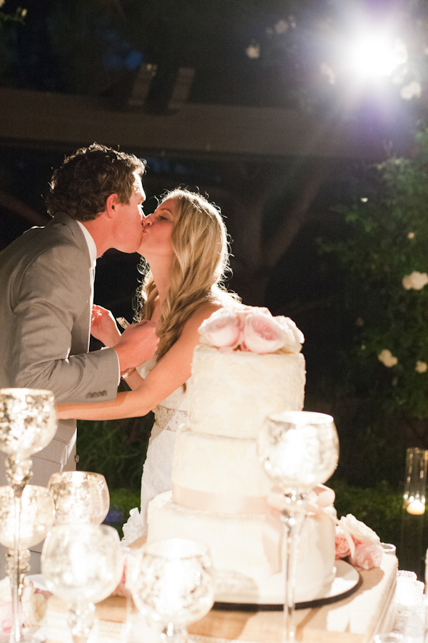 graceful-garden-wedding-at-shady