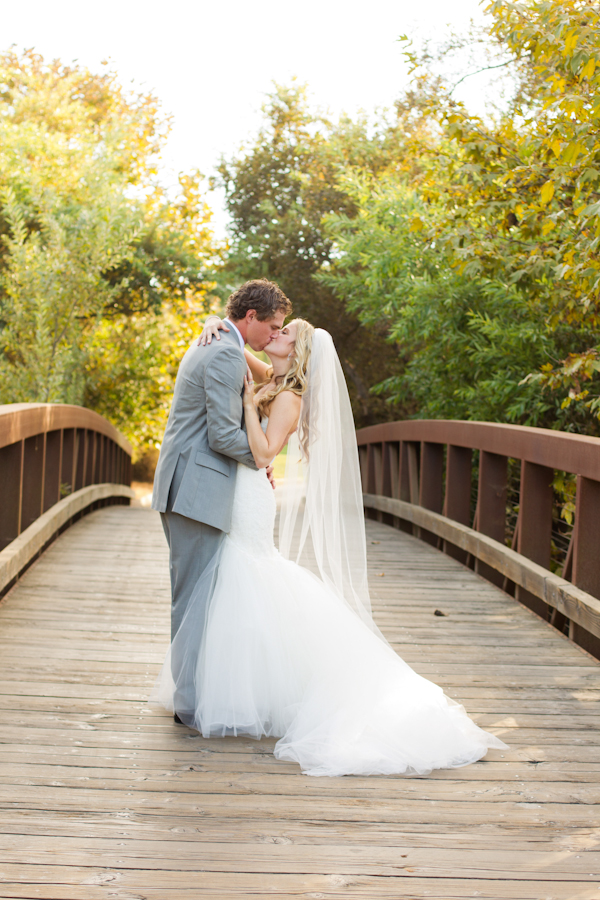 graceful-garden-wedding-at-shady