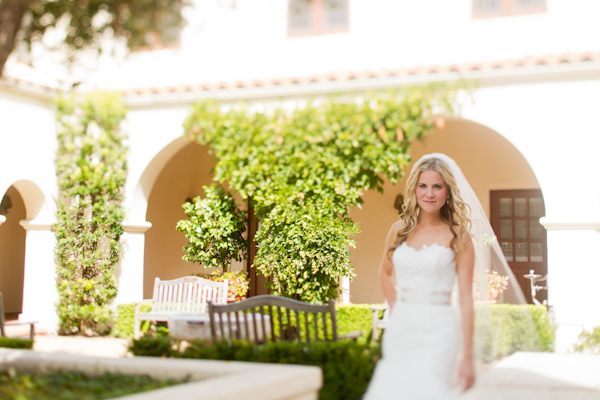 graceful-garden-wedding-at-shady