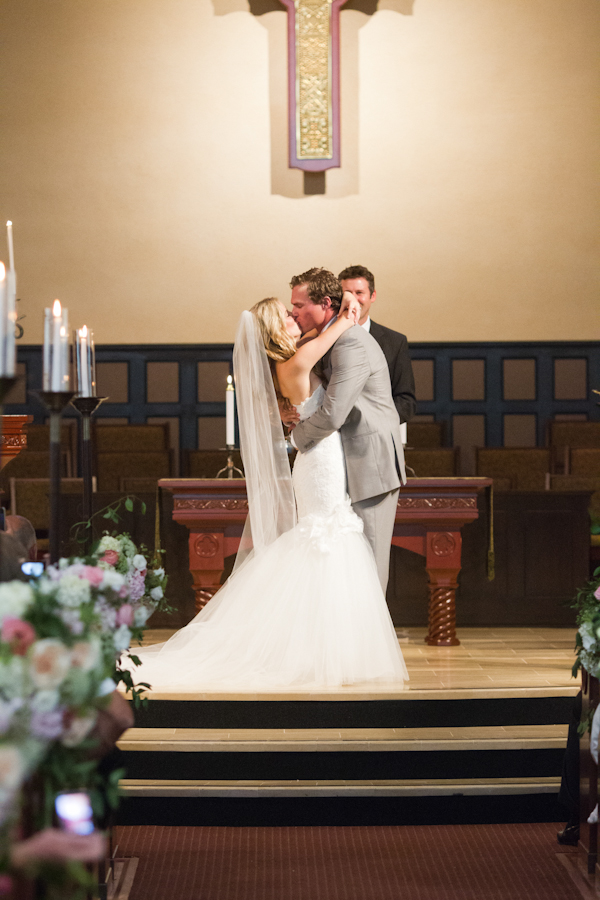 graceful-garden-wedding-at-shady