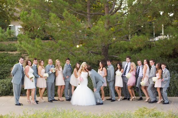 graceful-garden-wedding-at-shady