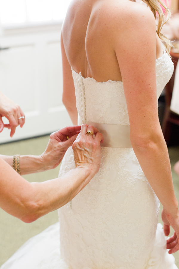 graceful-garden-wedding-at-shady