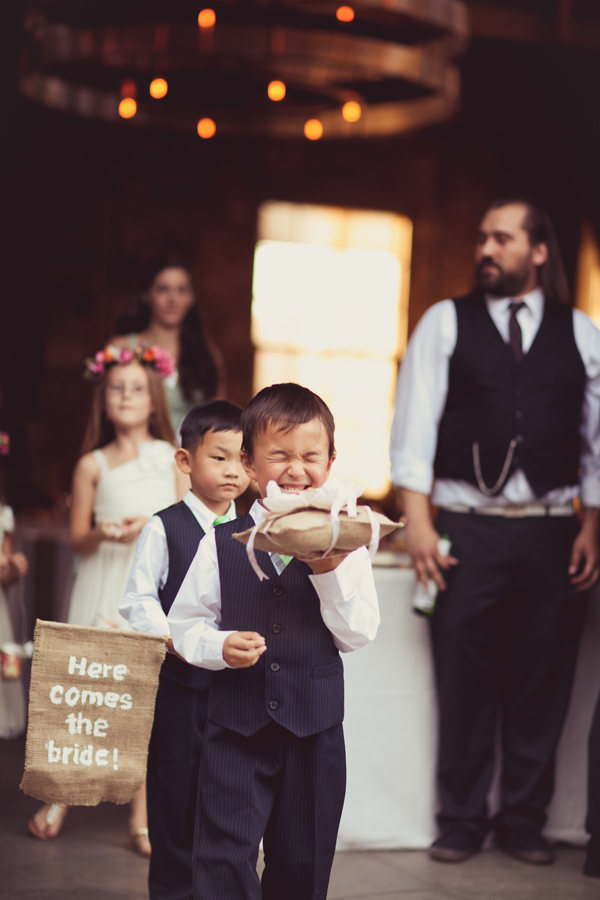 industrial-wedding-with-pink-and-peach