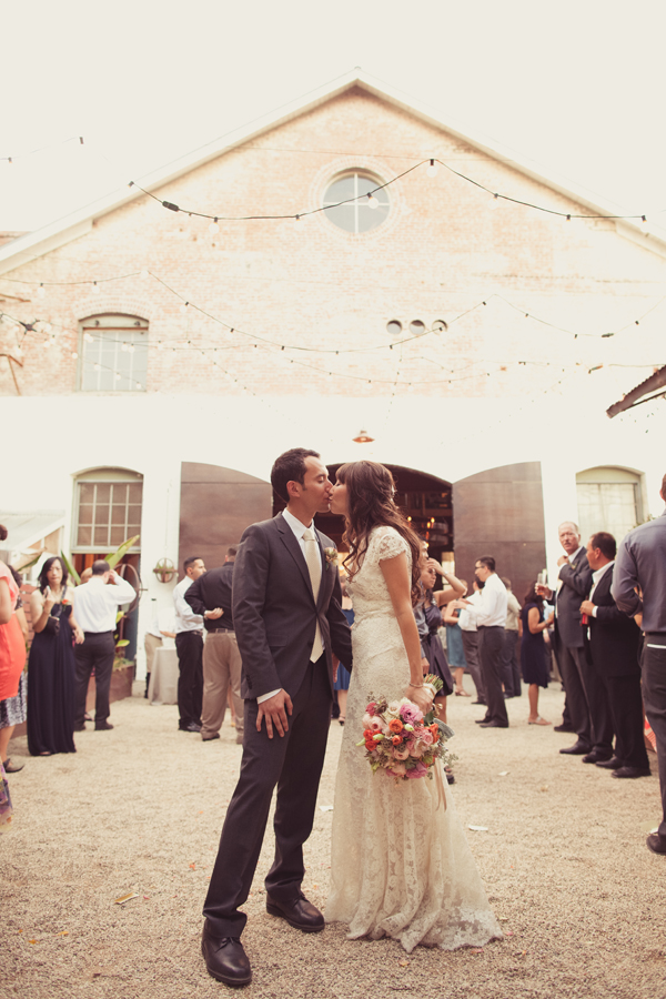 industrial-wedding-with-pink-and-peach