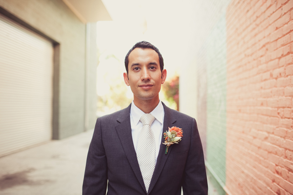 industrial-wedding-with-pink-and-peach