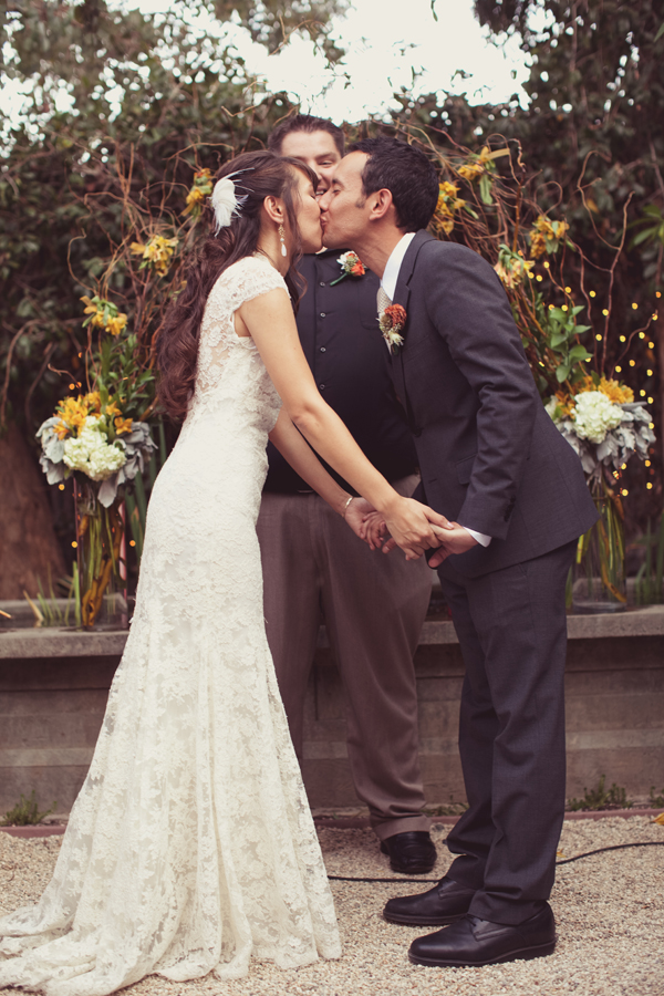 industrial-wedding-with-pink-and-peach