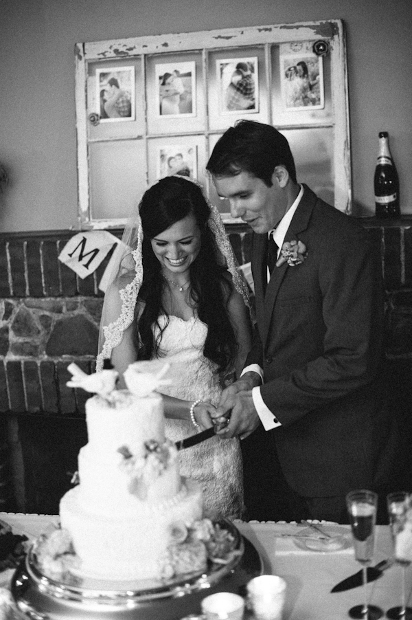 no-fuss-semi-traditional-wedding