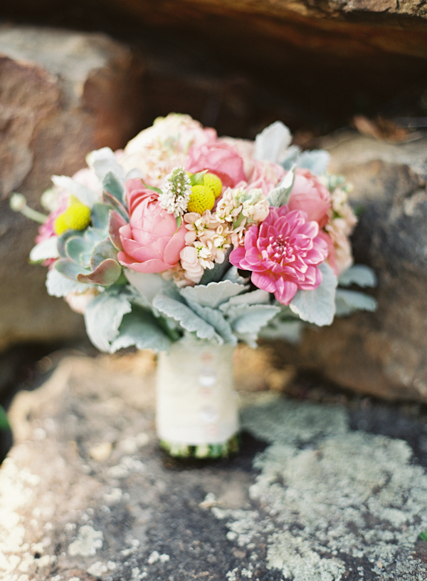 no-fuss-semi-traditional-wedding